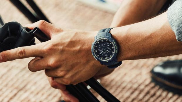 Garmin Instinct Crossover