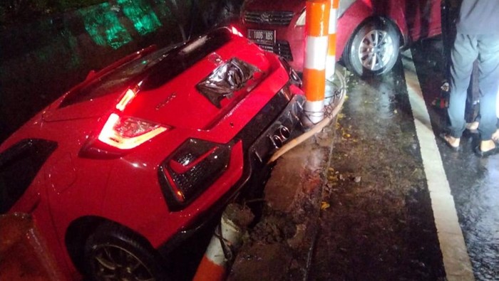 kecelakaan di surabaya