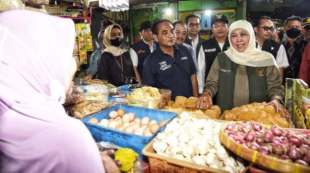 khofifah operasi pasar beras