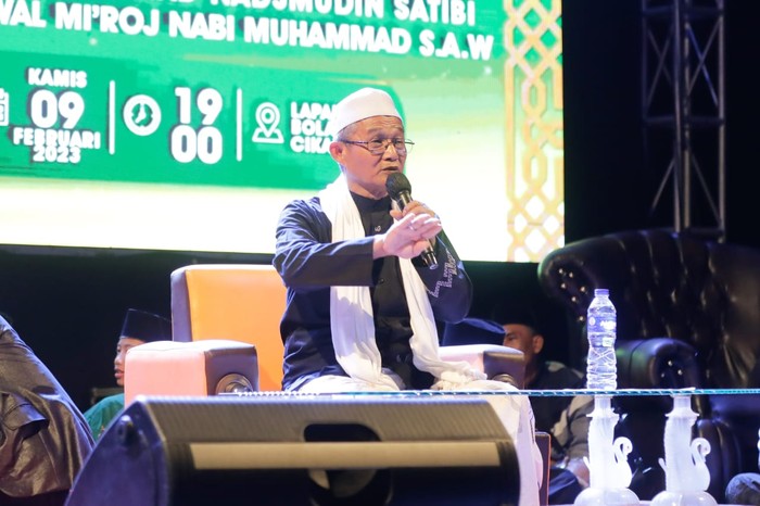 Komunitas Purna Bakti Kepala Desa Se-Indonesia (Kompakdesi) menggandeng Pondok Pesantren (Ponpes) Safiiyah An Nahdliyah menggelar tabligh akbar