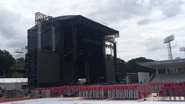 Konser Westlife di Stasion Madya, GBK.