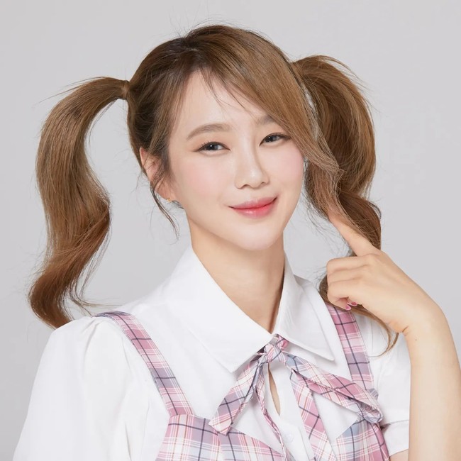 Akhir pekan adalah waktu tersibuk, kata wanita yang juga mengajar pada Hari Imlek tersebut. Foto: Instagram Lee Ji Young