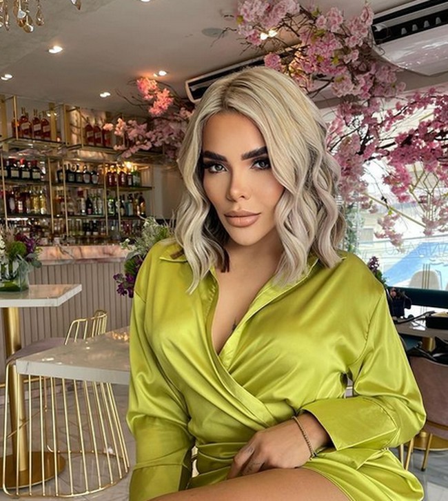 Ini Maria Fernanda Vargas, sosok cantiknya disorot setelah memenangkan pemilihan walikota. Model yang dikenal dengan nama Mafer itu kini secara resmi menjabat sebagai walikota Simon Bolivar Canton, di provinsi Guayas di Ekuador. Foto: dok. Instagram/@maferitavargasok Verified