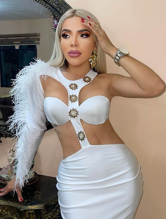 Hingga ia mendapatkan kritikan dari lawan politiknya. Lawannya menyebut bahwa model dewasa tidak berhak untuk mengikuti pemilihan politik karena dinilai tidak serius. Foto: dok. Instagram/@maferitavargasok Verified