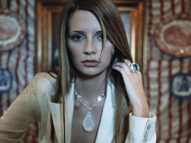 Sosok Mischa Barton yang Ngaku Diminta Tidur dengan Leonardo DiCaprio