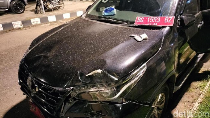 Mobil Dinas Wakil Ketua DPRD Muba, Jon Kenedi menabrak bocah hingga tewas.