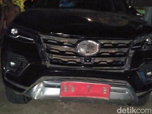 Detik-detik Mengerikan Mobdin Waket DPRD Muba Tabrak Pesepeda hingga Tewas