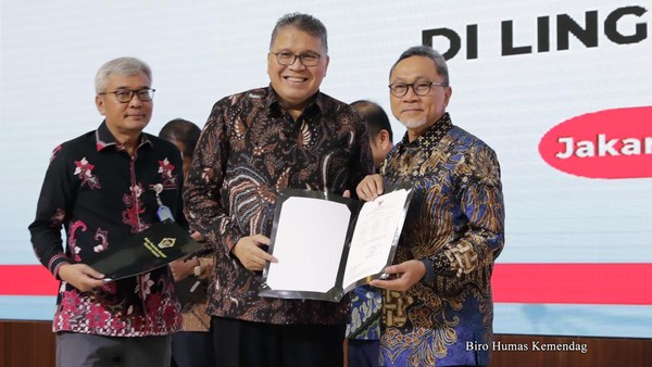 Momen Kemendag Terima Laporan Pemeriksaan BPK RI