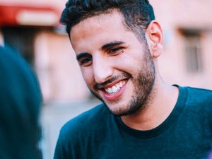 Vlogger Nas Daily ke Bali, Belajar Bahasa Isyarat Kolok