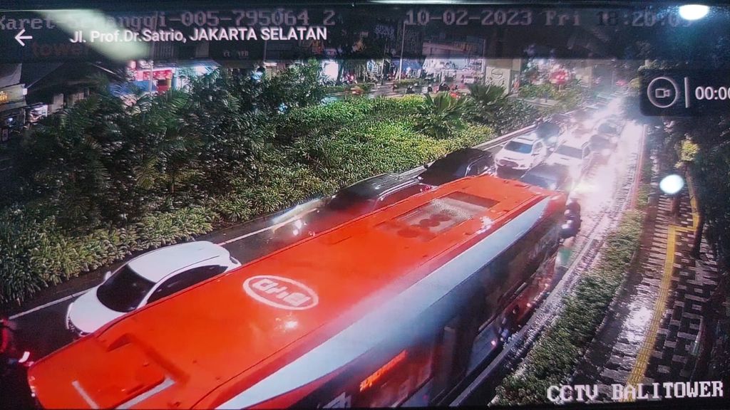 Potret layar CCTV aplikasi Molecool pada Jumat (10/2/2023).