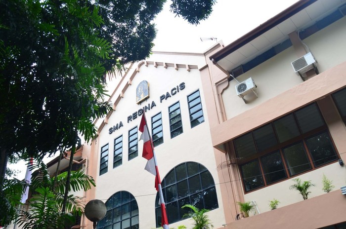 SMAS Regina Pacis Bogor