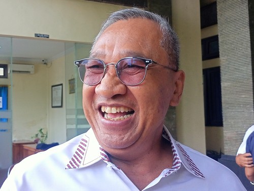 Sekretaris DPC PDIP Badung Putu Parwata, Kamis (10/2/2023). (Agus Eka)