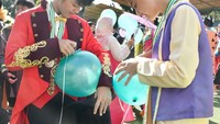 Acara ini menjadi spesial karena peserta memakai kostum ikonik yang bertema Music & Film. Diharapkan siswa akan mengenang momen-momen terakhir di sekolah sebelum lanjut ke jenjang pendidikan berikutnya. Foto: Doc. SMP Labschool Jakarta