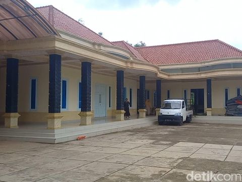 Sultan Madura Kandang Sapi Mewah