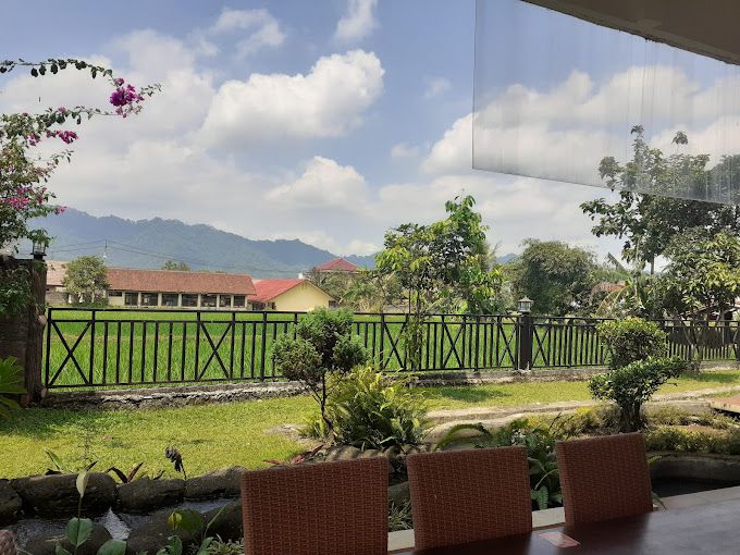 Tempat makan nuansa alam di Sukabumi
