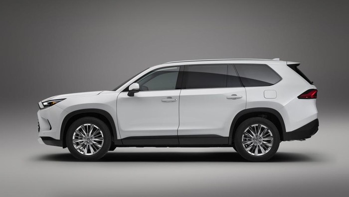 Toyota Grand Highlander 2024