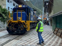 Video: Dua Kereta Api Adu Banteng di Peru, Masinis Tewas-40 Orang Terluka