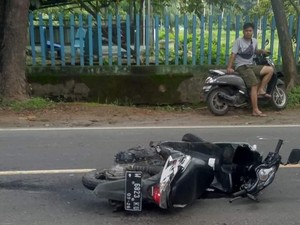 Langgar Markah Jalan, Biker Gresik Tewas Tertabrak Bus Kalisari