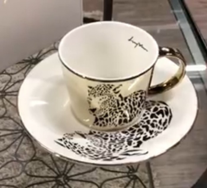 Pecahkan Rekor Dunia! Ini Cangkir Terindah dengan Refleksi yang Cantik