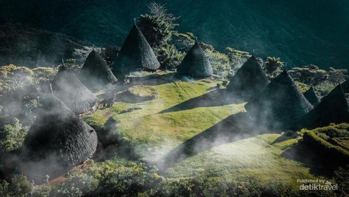 Pesona yang Dimiliki Desa Adat Wae Rebo