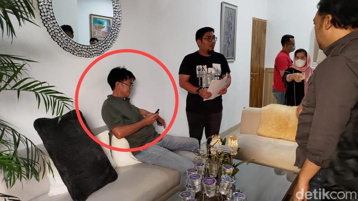 Husri Aminuddin buronan kasus korupsi yang ditangkap Kejagung di Bandar Lampung.