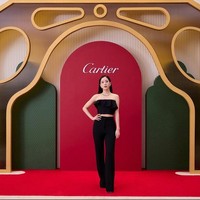 Jisoo BLACKPINK telah didapuk menjadi global ambassador Cartier sejak Mei 2022. Dia pun tampil campaign global untuk Panthère de Cartier series. Foto: dok. Instagram @sooyaaa__