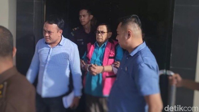 Korupsi Rp 1 8 M Di Bawaslu Prabumulih Ketua Dpc Demokrat Solok Tersangka