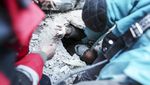 Korban Gempa Turki Selamat Setelah 108 Jam Terkubur Reruntuhan