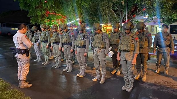 Korps Brimob mengirimkan 142 personel untuk memastikan keamanan dan ketertiban masyarakat (kamtibmas) di Papua.