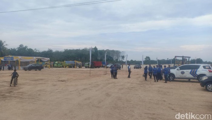 Lahan parkir truk batu bara yang disiapkan Pemprov Jambi.