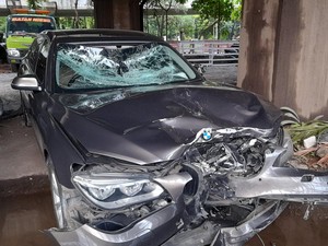 Horor BMW Melaju Lawan Arah Berujung Hilang Nyawa Pemotor