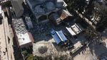 Penampakan Masjid Fatih yang Rusak Akibat Gempa Turki