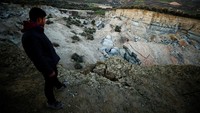 Gempa bumi menyebabkan tanah longsor di wilayah Tepehan, Turki.