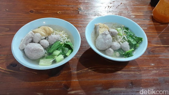 Rekomendasi bakso enak di Pangandaran.