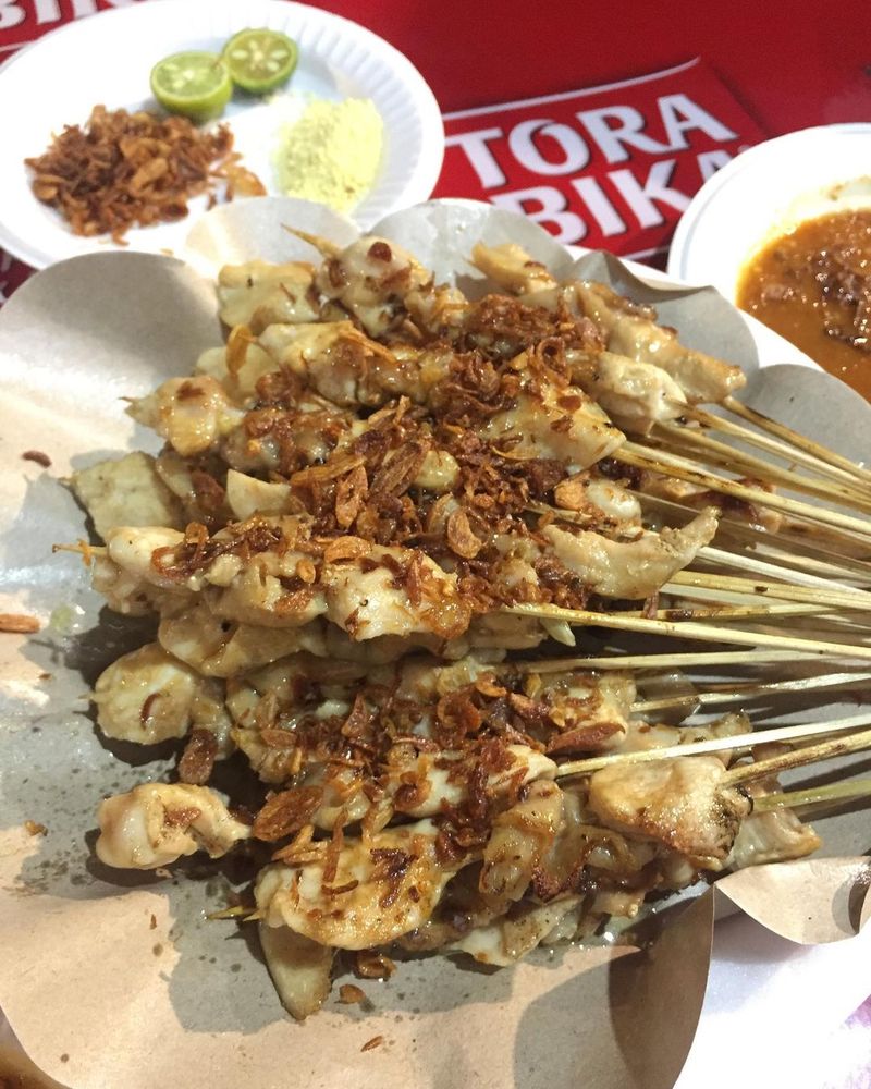 Sate Taichan Paling Laris di Senayan
