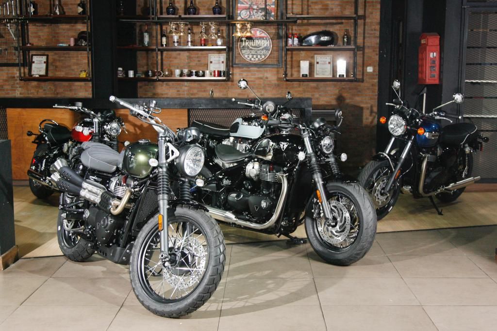 Triumph Chrome Edition