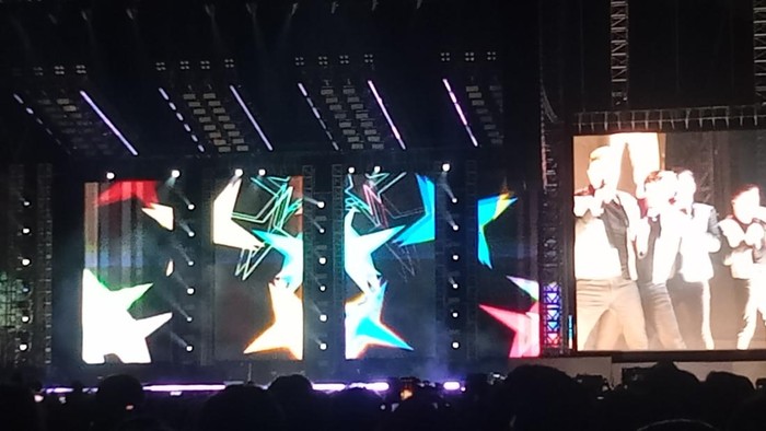 Konser Westlife di Jakarta.