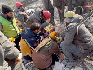 Maraknya Perampokan-Penjarahan Usai Gempa Turki hingga 98 Orang Ditangkap