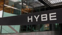 Dikutip dari reuters disebutkan dengan aksi korporasi ini maka HYBE akan menjadi pemegang saham mayoritas SM Entertainment yaitu memegang 14,85 saham. Kim Jae-Hwan/SOPA Images/LightRocket via Getty Images.