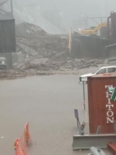 Banjir bandang dan longsor di PT Freeport Indonesia di Distrik Tembagapura, Kabupaten Mimika, Papua Tengah.