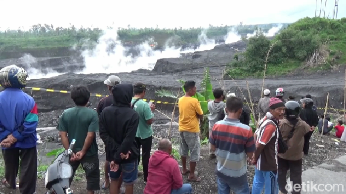 banjir lahar dingin semeru