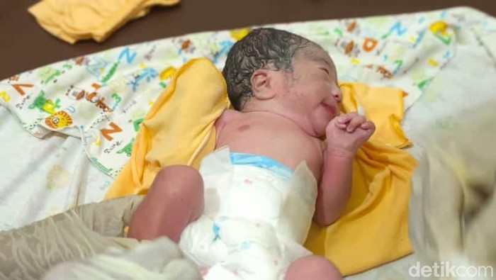 Bayi perempuan yang ditemukan di Puskesmas Batuan Sumenep