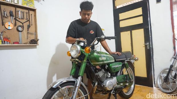 Bengkel motor klasik mojokerto