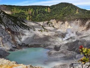 Abu Vulkanik Tangkubanparahu Dikabarkan Bikin Mata Perih, Ini Faktanya