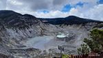 Gunung Tangkuban Parahu dengan 13 Kawah Eksotis