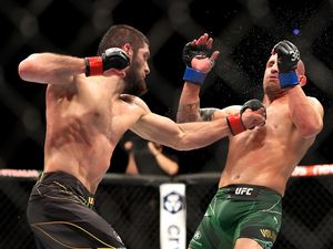 Saatnya UFC 294: Makhachev Vs Volkanovski Jilid II, Usman Vs Chimaev