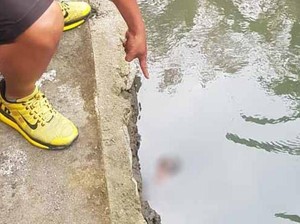 Warga Curigai Dua Orang Buang Mayat Bayi di Selokan