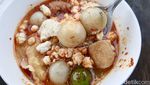 Menikmati Sejuknya Udara Dago di Kafe DPakar Sambil Makan Nasi Liwet