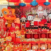 Sumber mengungkapkan bahwa Leslie telah mengambil sejumlah emas batangan yang dipersembahkan sebagai mahar untuk Kim Lim. Saat bertunangan Leslie memberikan hadiah senilai 2 juta dollar Singapuran. Namun kabarnya, sebagian besar milik Kim Lim. Foto: dok. Instagram/Kim Lim