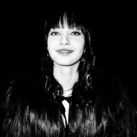 Penampilan Lisa BLACKPINK sontak menjadi perbincangan penggemar. Namanya pun menjadi trending topic Twitter di mancanegara. Foto: Instagram, Getty Images